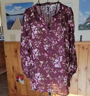 Elegant Floral Sheer Blouse - Burgundy